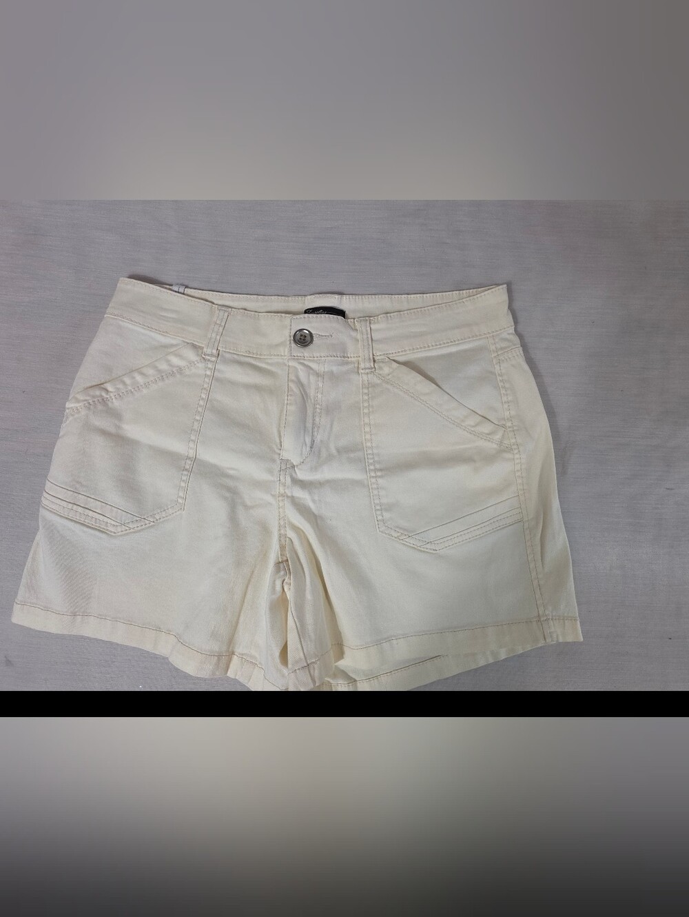 Splendid Cream Cotton Shorts Size 12